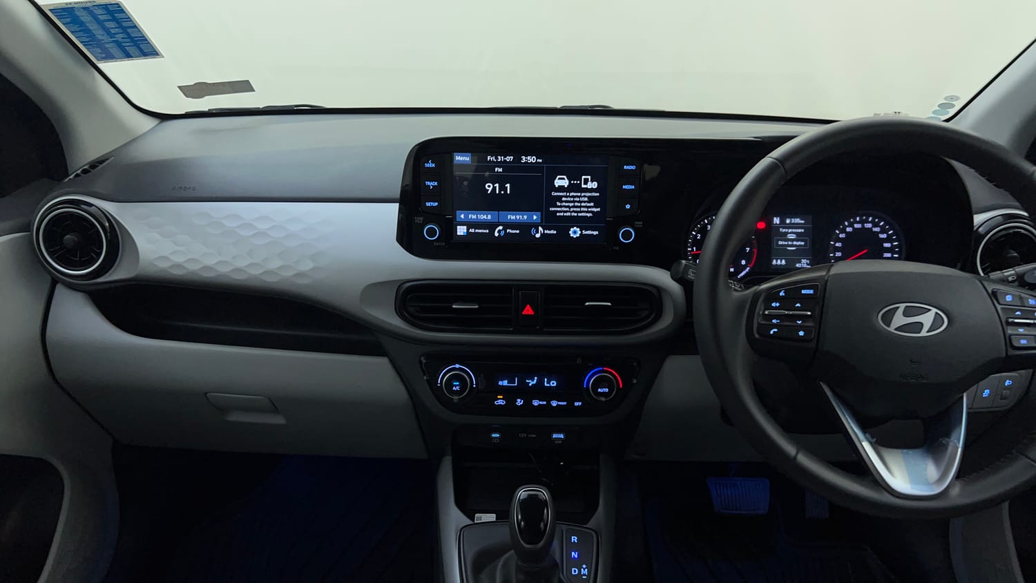 Used 2025 Hyundai Grand i10 Nios Asta 1.2 Kappa AMT Petrol Automatic interior MUSIC SYSTEM & AC CONTROL VIEW