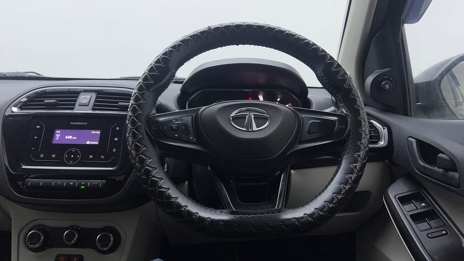 Used 2022 Tata Tigor XZ CNG Cng Manual interior STEERING VIEW