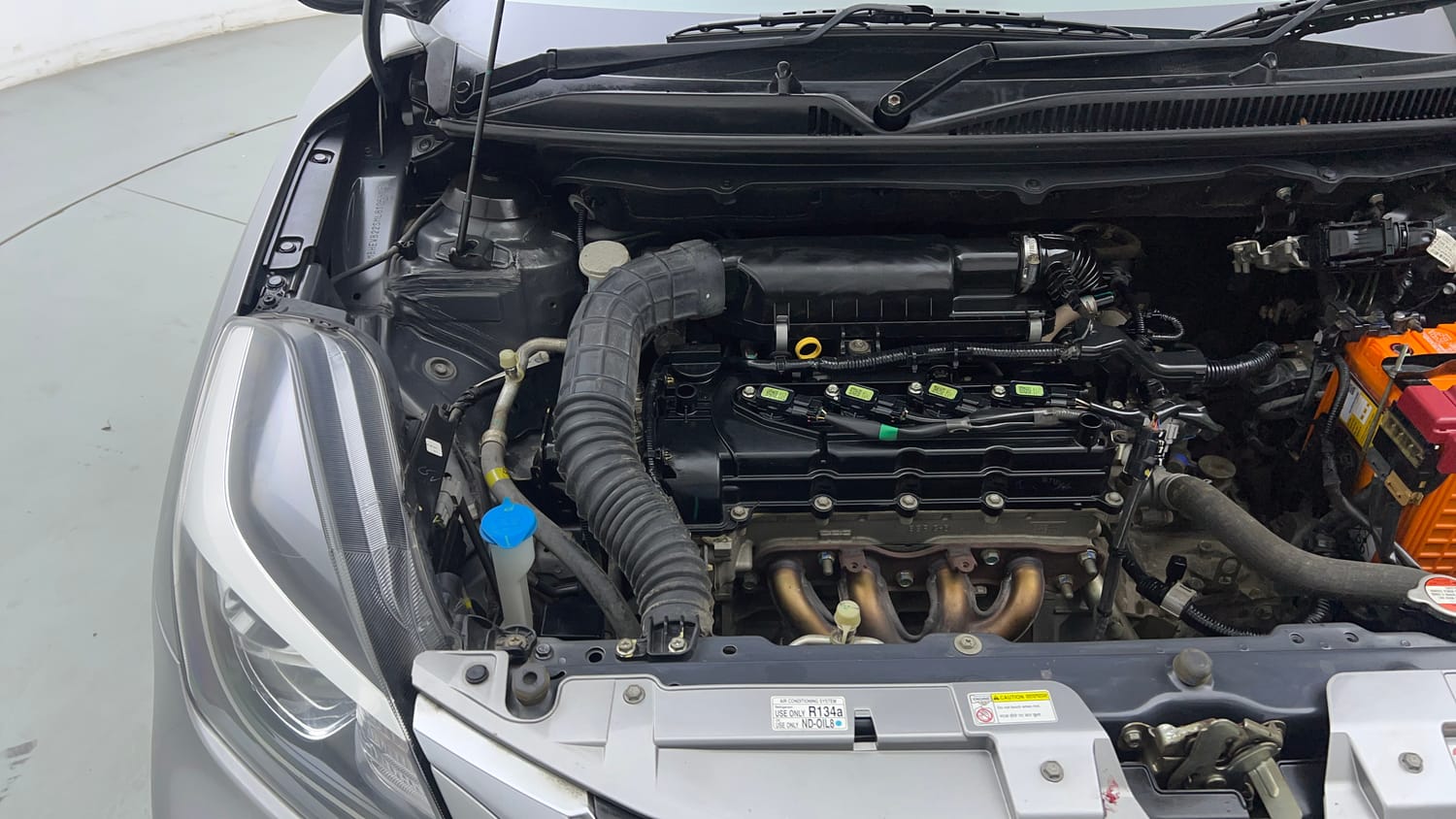 Used 2021 Maruti Suzuki Baleno Delta Petrol Manual engine ENGINE RIGHT SIDE VIEW