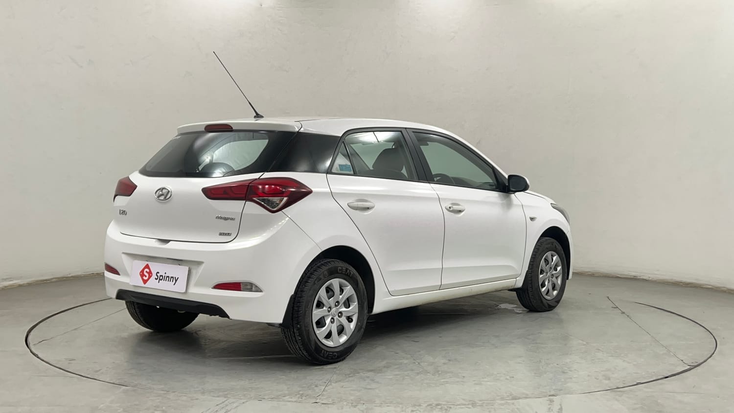 Used 2017 Hyundai Elite i20 Magna 1.2 Petrol Manual exterior RIGHT REAR CORNER VIEW