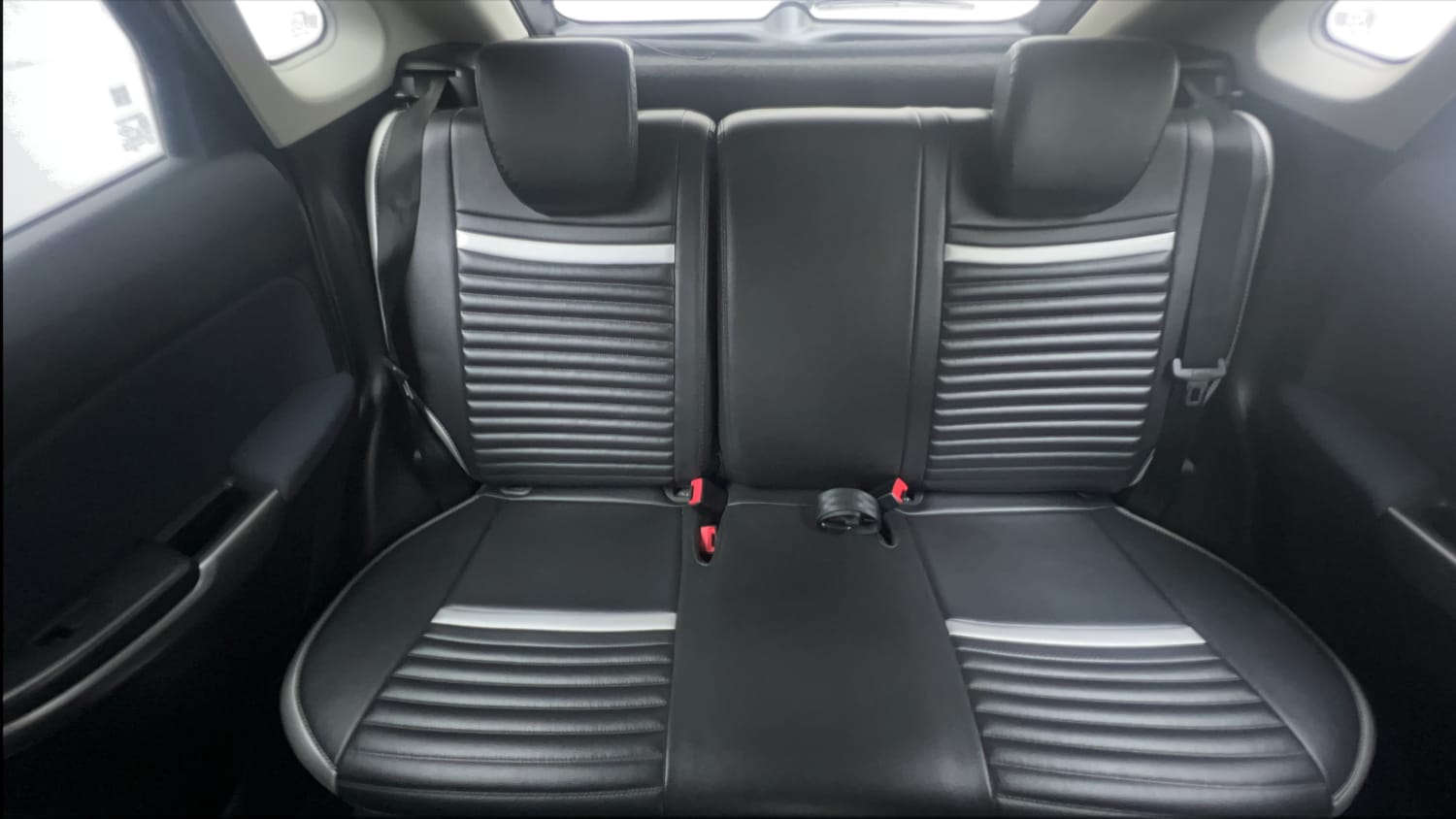 Used 2021 Maruti Suzuki Baleno Delta Petrol Manual interior REAR SEAT CONDITION VIEW