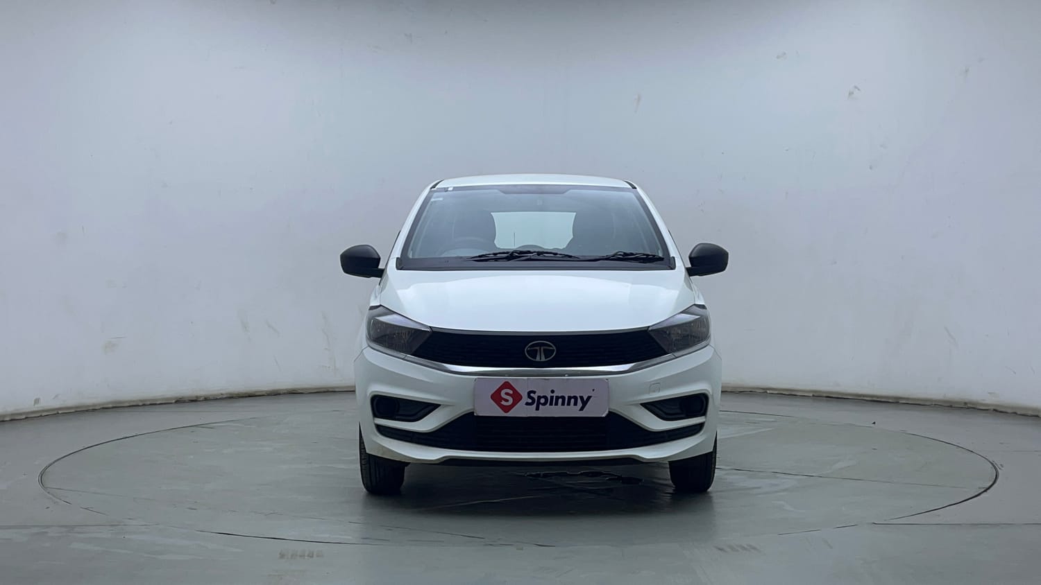 Used 2026 Tata Tiago XE Petrol Manual exterior FRONT VIEW