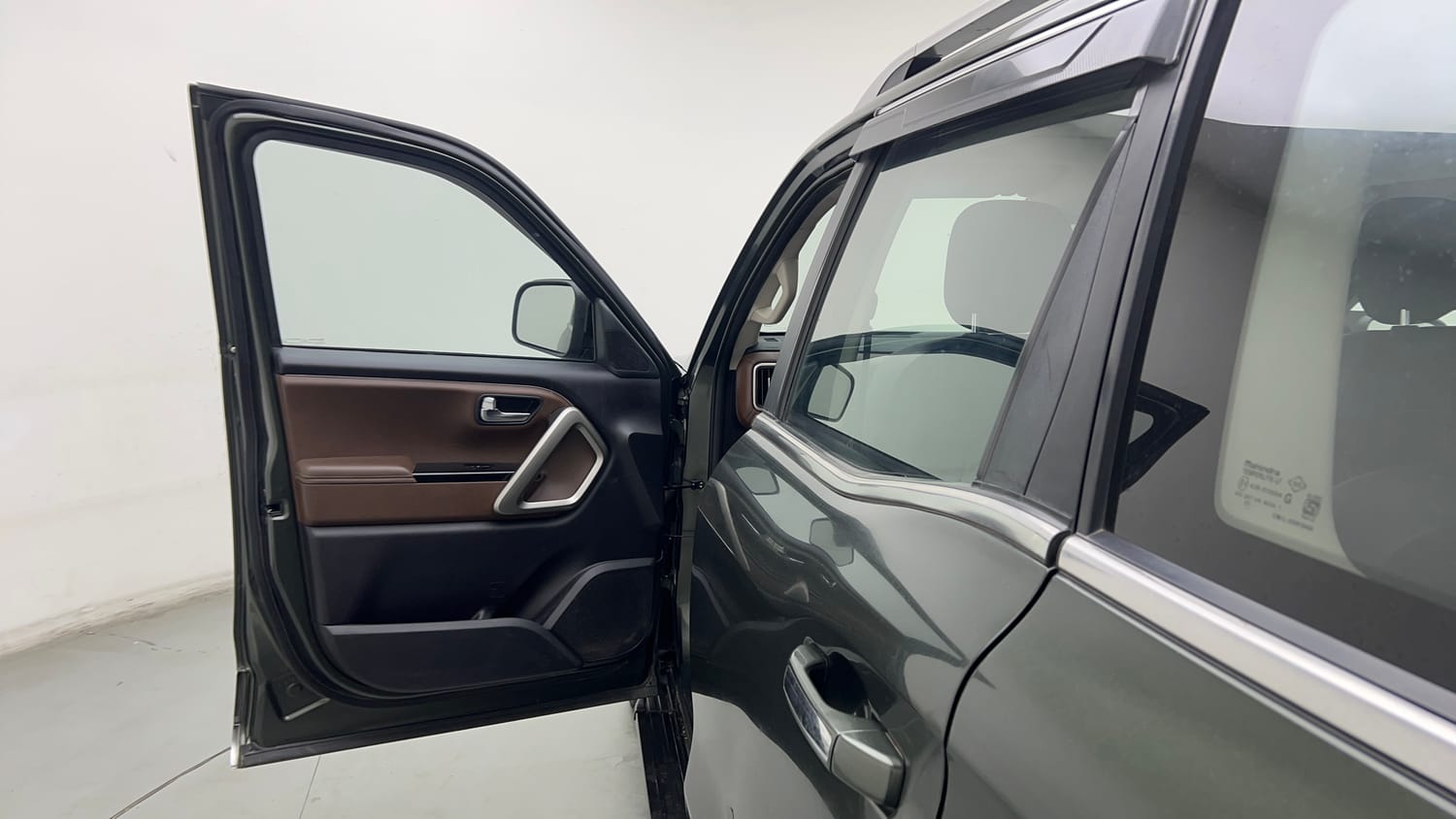 Used 2023 Mahindra Scorpio N Z8 Petrol AT 7 STR Petrol Automatic interior LEFT FRONT DOOR OPEN VIEW