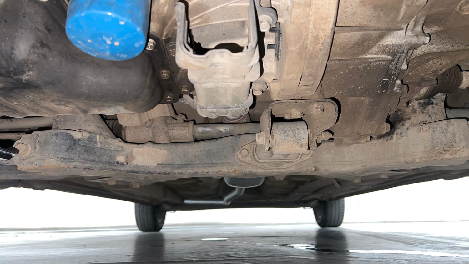 Used 2018 Hyundai Grand i10 Asta 1.2 Kappa VTVT Petrol Manual extra FRONT LEFT UNDERBODY VIEW