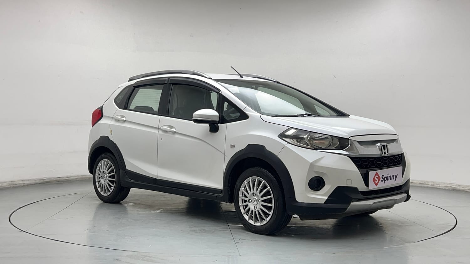 Used 2017 Honda WR-V S MT Petrol Petrol Manual exterior RIGHT FRONT CORNER VIEW