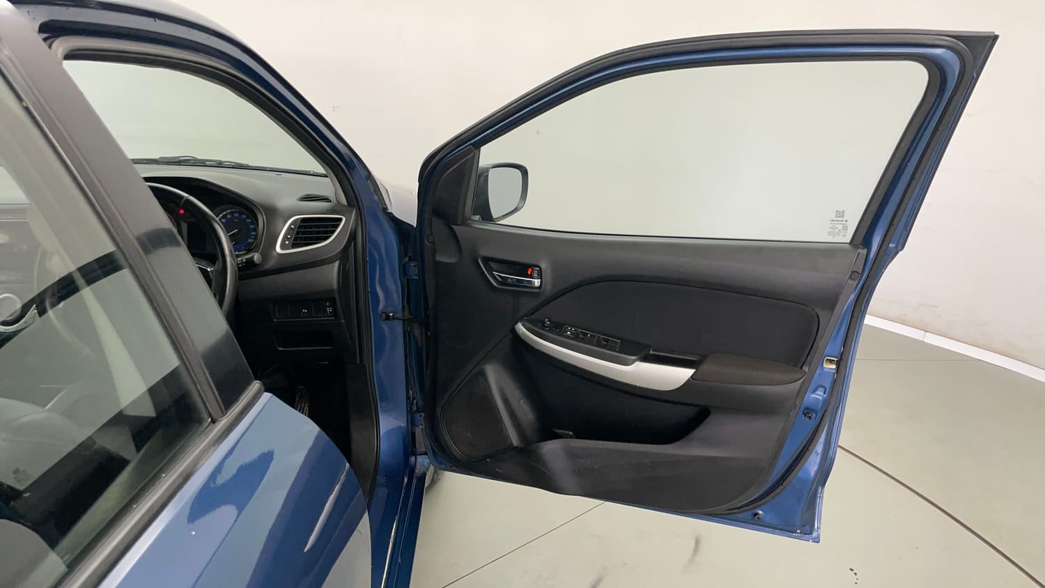 Used 2017 Maruti Suzuki Baleno Delta 1.2 Petrol Manual interior RIGHT FRONT DOOR OPEN VIEW