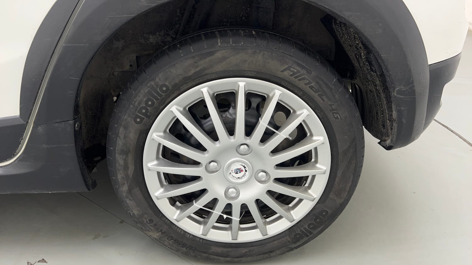 Used 2017 Honda WR-V S MT Petrol Petrol Manual tyres LEFT REAR TYRE RIM VIEW