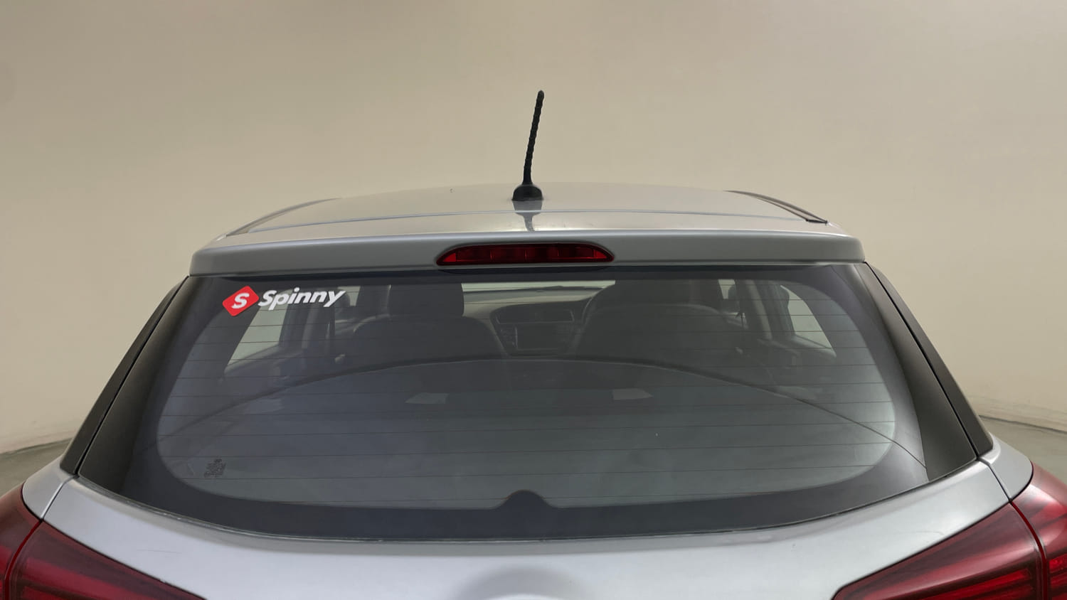 Used 2019 Hyundai Elite i20 Sportz Plus 1.2 Petrol Manual exterior BACK WINDSHIELD VIEW