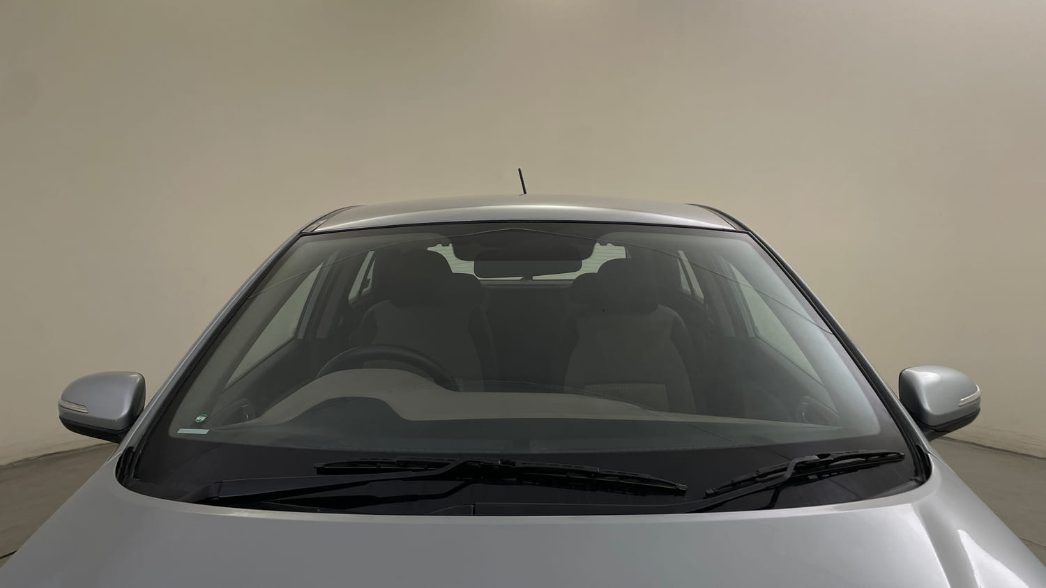 Used 2019 Hyundai Elite i20 Sportz Plus 1.2 Petrol Manual exterior FRONT WINDSHIELD VIEW