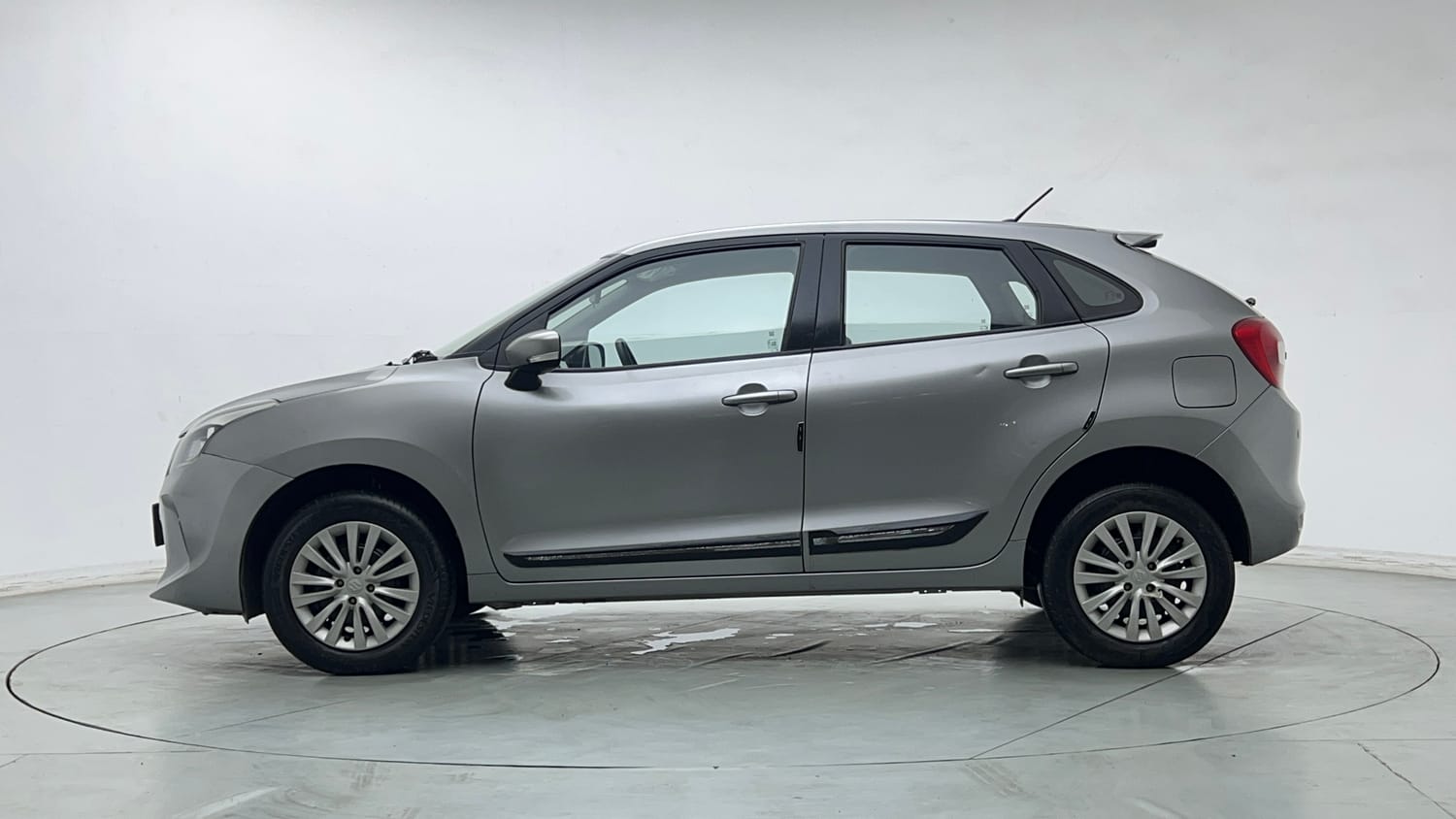 Used 2021 Maruti Suzuki Baleno Delta Petrol Manual exterior LEFT SIDE VIEW