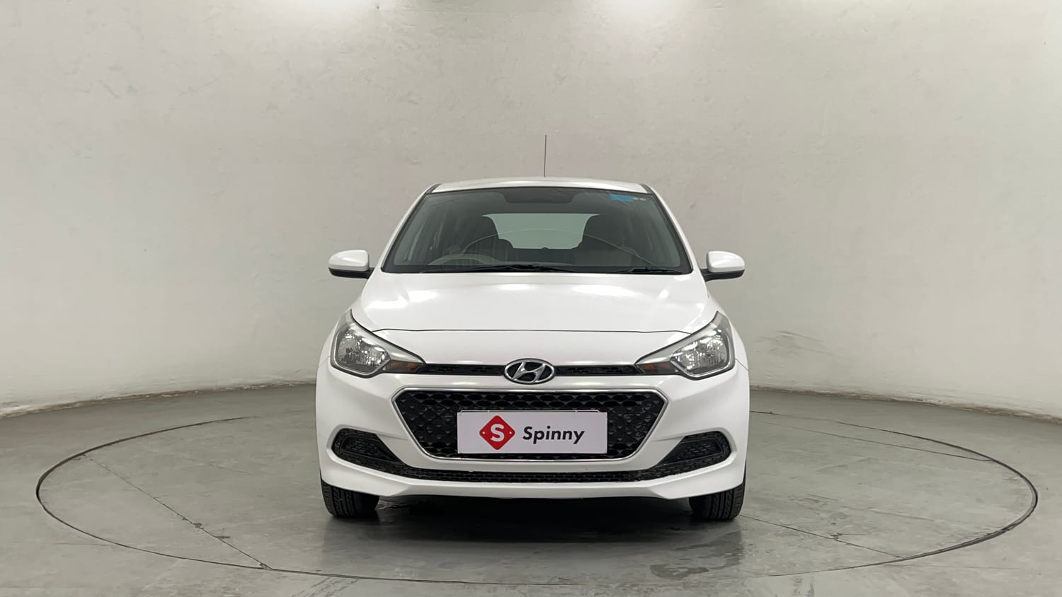 Used 2017 Hyundai Elite i20 Magna 1.2 Petrol Manual exterior FRONT VIEW