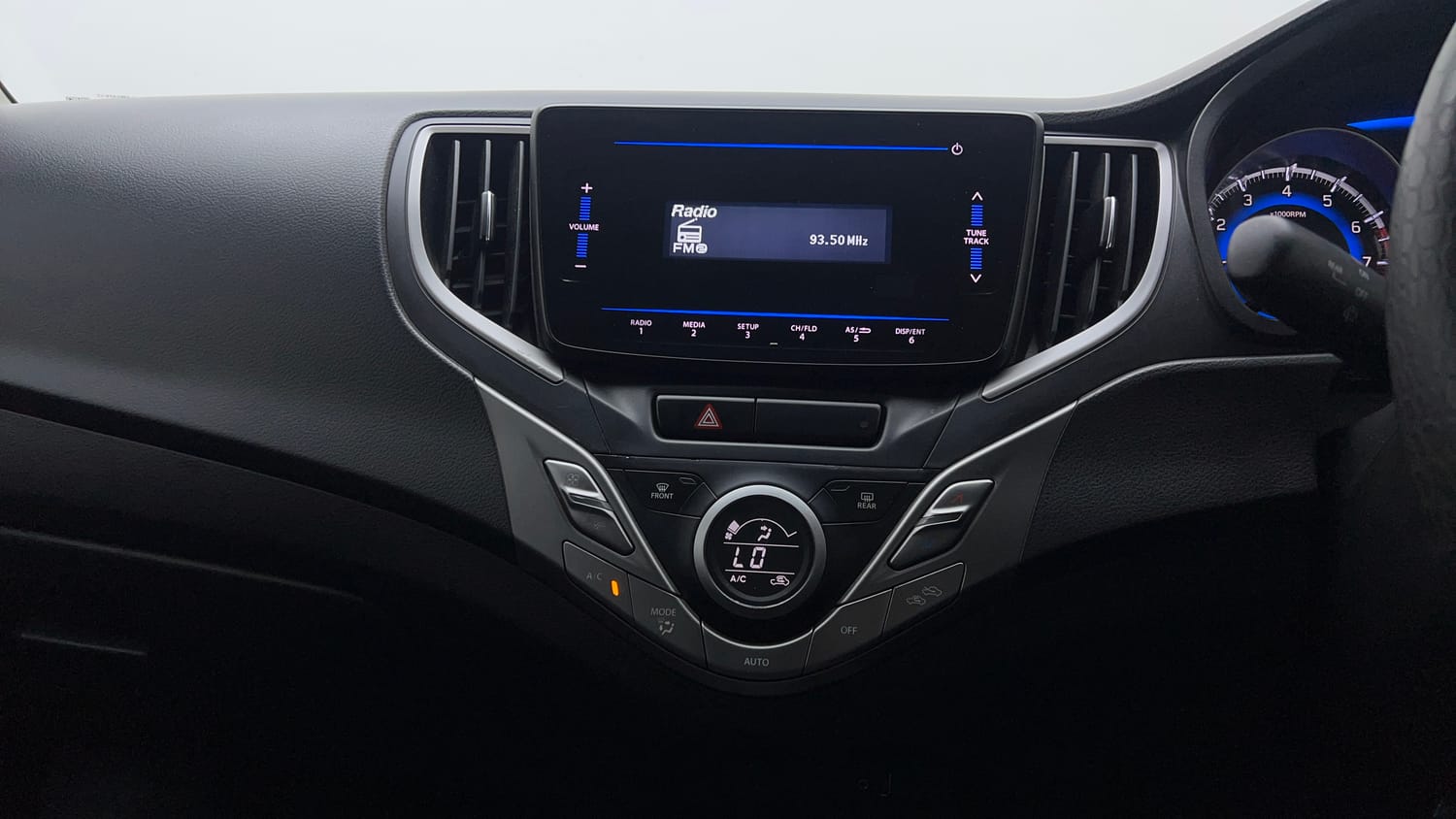 Used 2021 Maruti Suzuki Baleno Delta Petrol Manual interior MUSIC SYSTEM & AC CONTROL VIEW