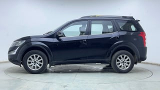 Used 2017 Mahindra XUV500 W10 Diesel Manual exterior LEFT SIDE VIEW