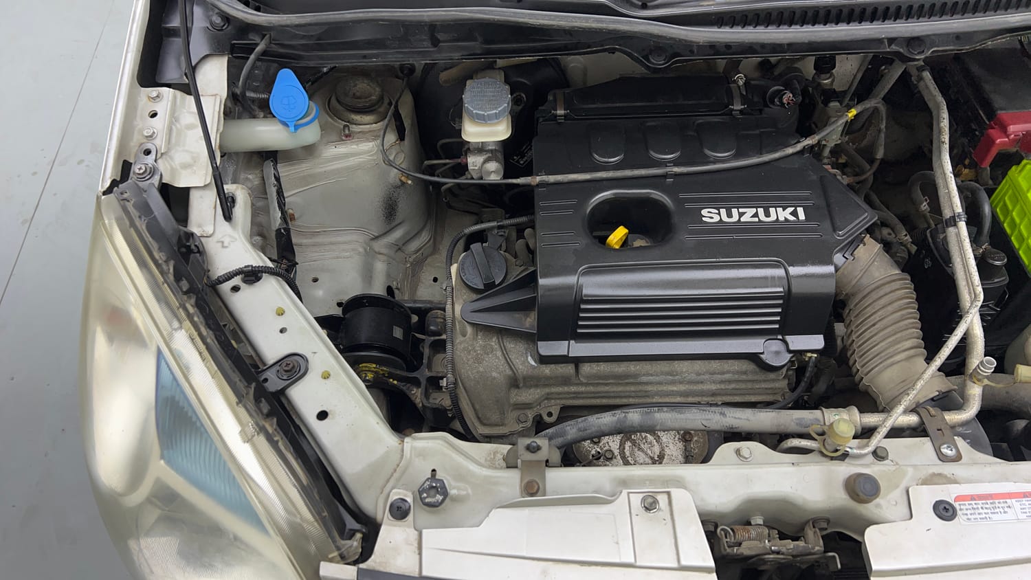 Used 2013 Maruti Suzuki Wagon R VXI Petrol Manual engine ENGINE RIGHT SIDE VIEW