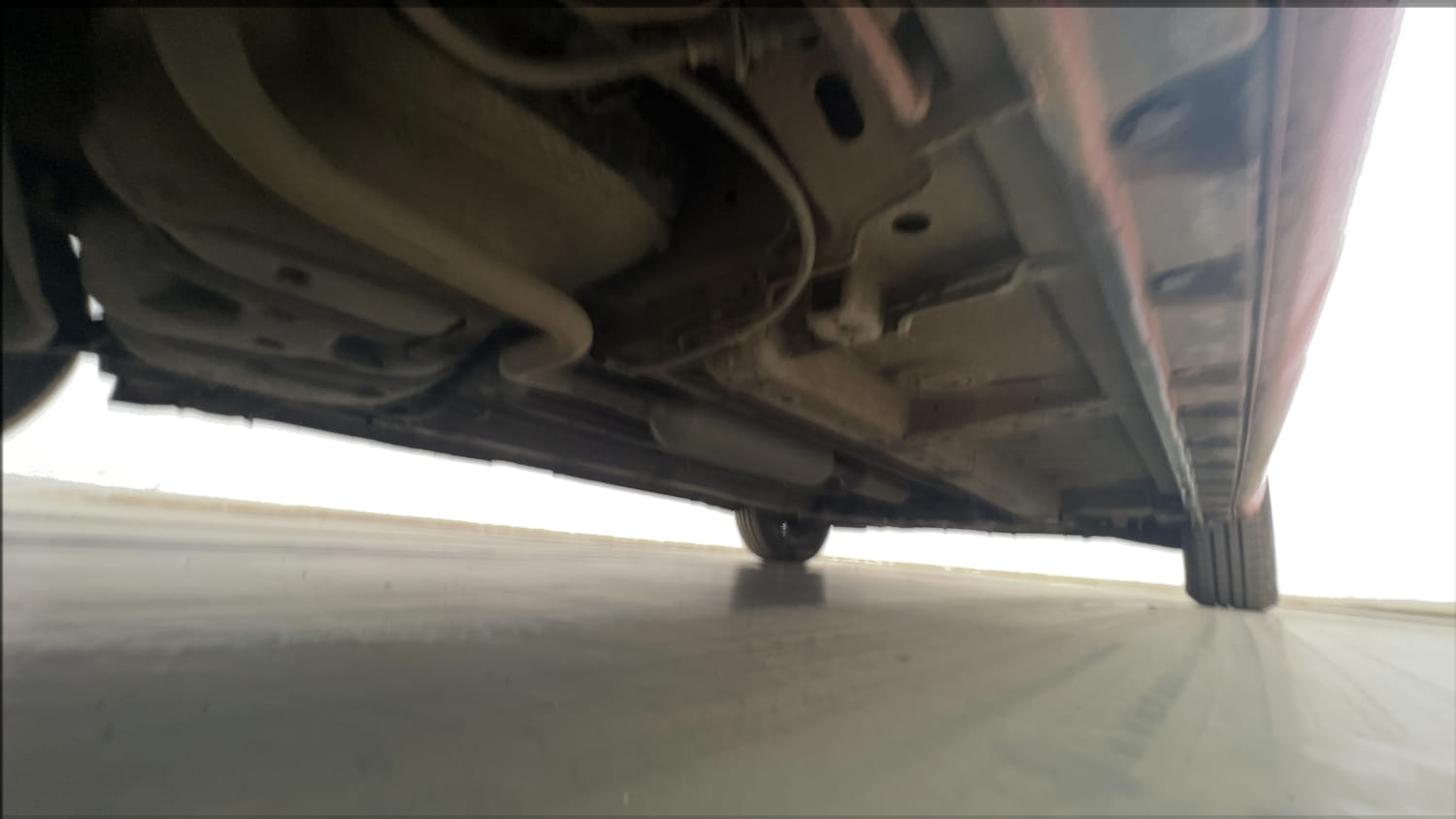 Used 2016 Maruti Suzuki Swift VXi Petrol Manual extra REAR RIGHT UNDERBODY VIEW