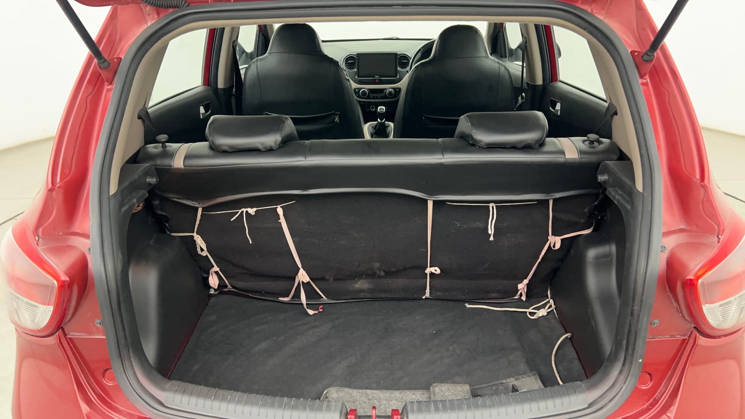 Used 2018 Hyundai Grand i10 Asta 1.2 Kappa VTVT Petrol Manual interior DICKY INSIDE VIEW