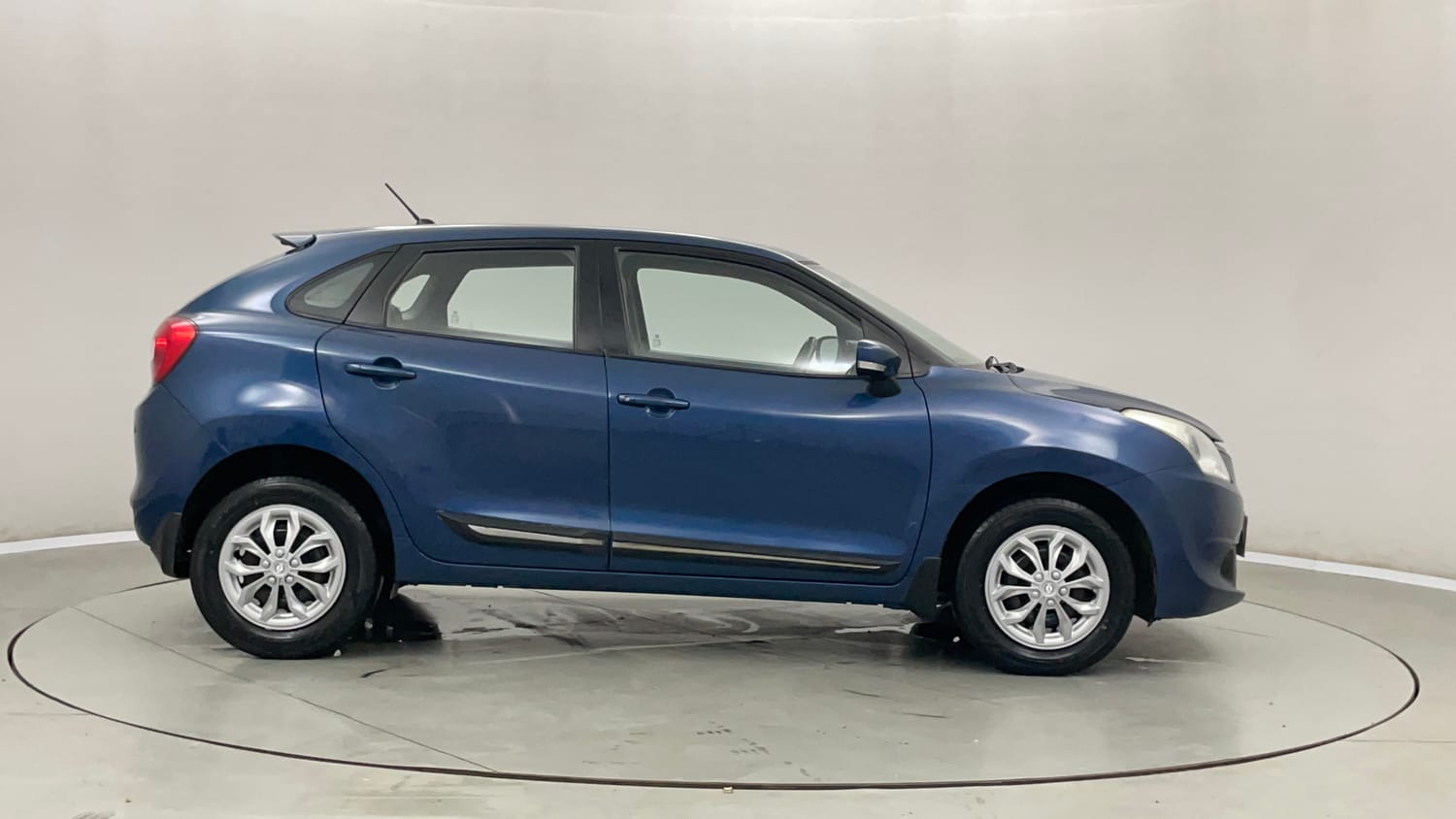 Used 2017 Maruti Suzuki Baleno Delta 1.2 Petrol Manual exterior RIGHT SIDE VIEW