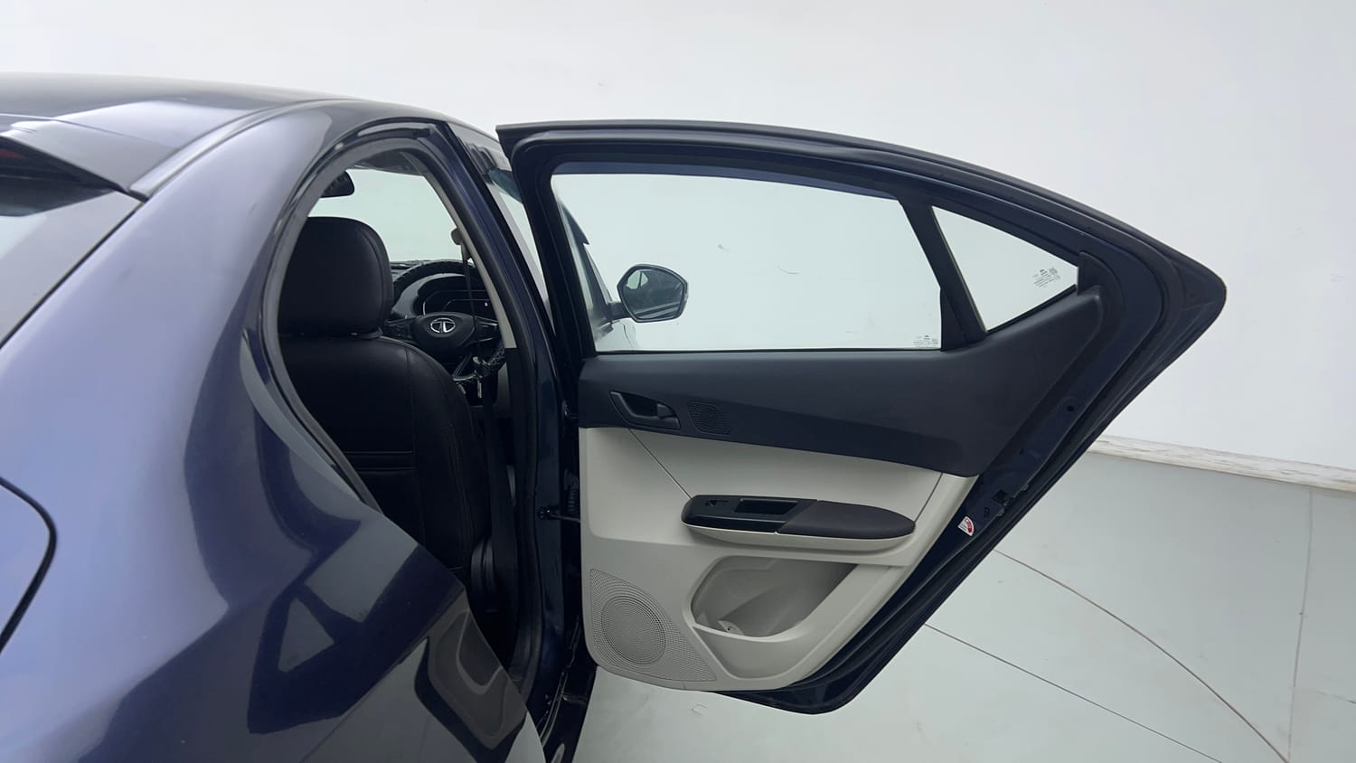Used 2022 Tata Tigor XZ CNG Cng Manual interior RIGHT REAR DOOR OPEN VIEW