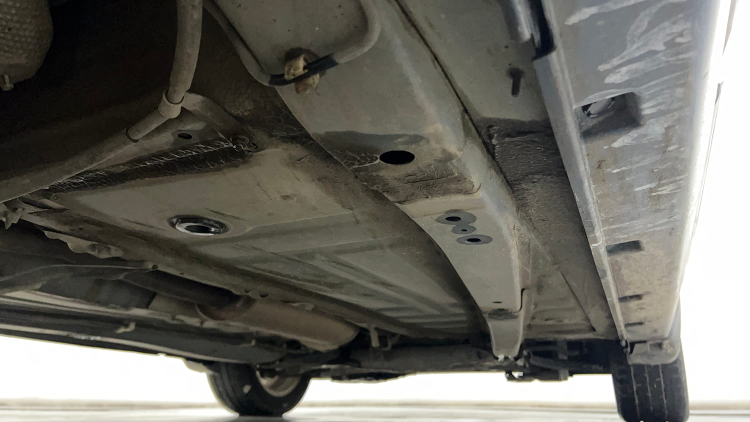 Used 2018 Maruti Suzuki Baleno Zeta 1.2 AT Petrol Automatic extra REAR RIGHT UNDERBODY VIEW