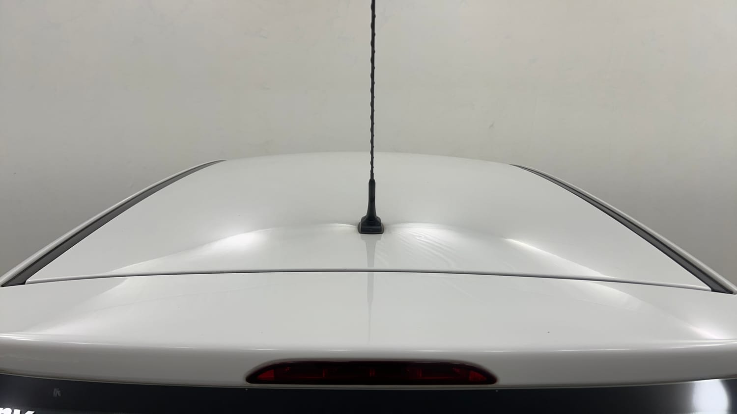 Used 2017 Hyundai Elite i20 Magna 1.2 Petrol Manual exterior EXTERIOR ROOF VIEW