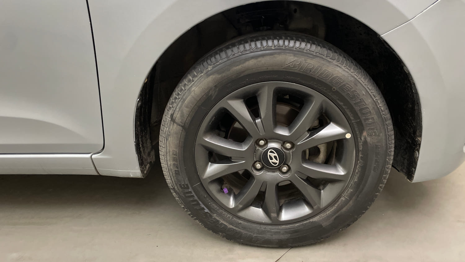 Used 2019 Hyundai Elite i20 Sportz Plus 1.2 Petrol Manual tyres RIGHT FRONT TYRE RIM VIEW