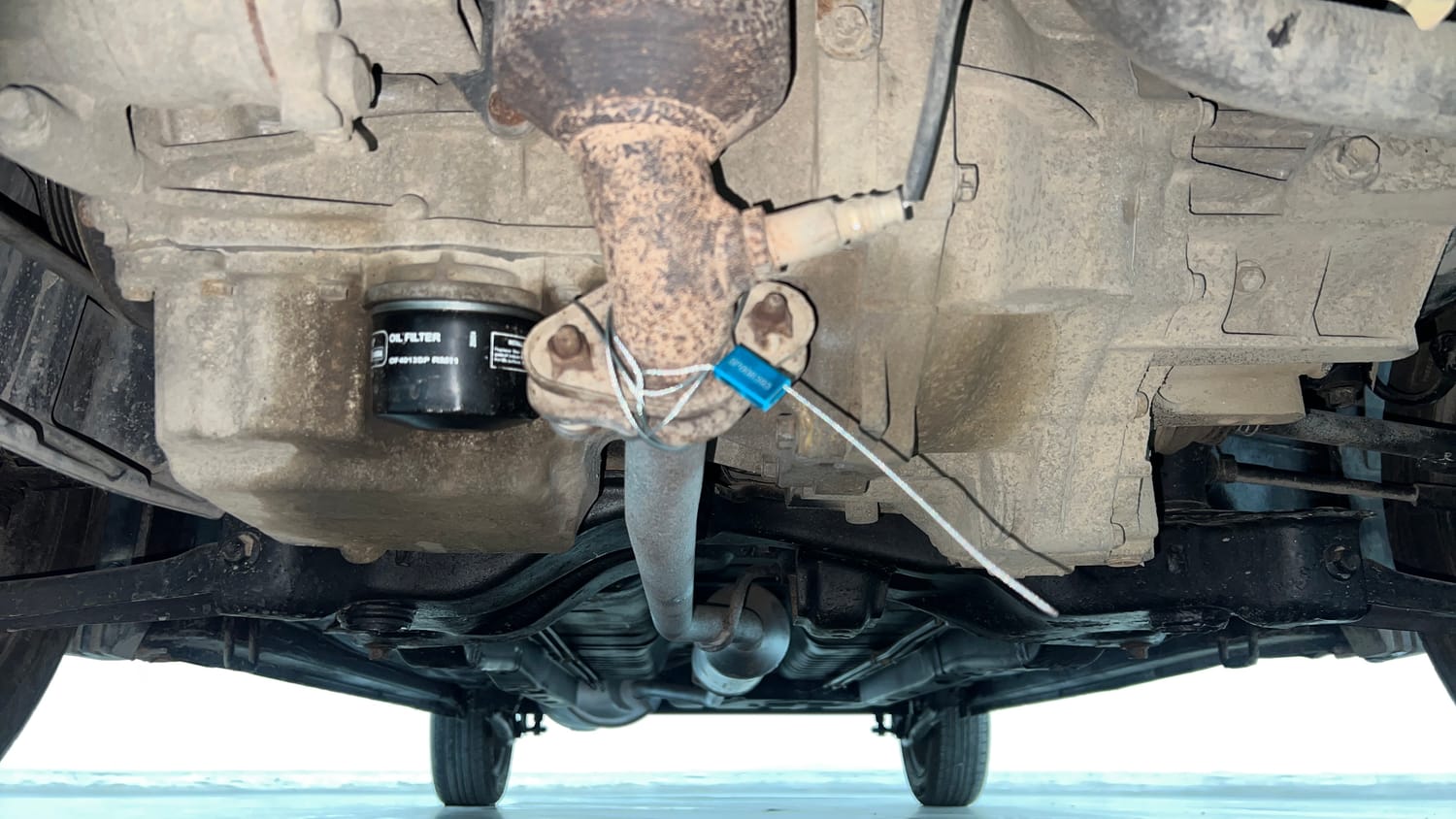 Used 2013 Maruti Suzuki Wagon R VXI Petrol Manual extra FRONT LEFT UNDERBODY VIEW