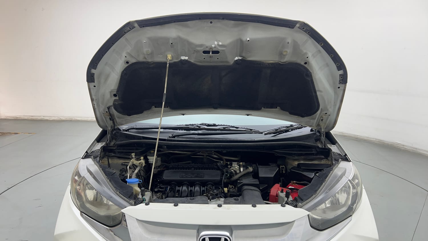 Used 2017 Honda WR-V S MT Petrol Petrol Manual engine ENGINE & BONNET OPEN FRONT VIEW