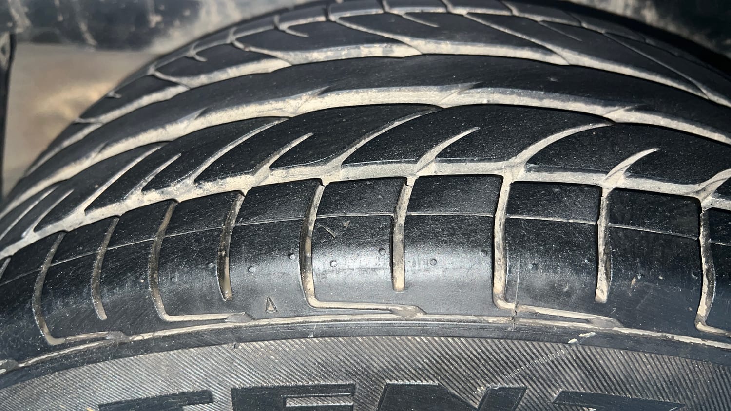 Used 2017 Toyota Corolla Altis VL CVT Petrol Petrol Automatic tyres RIGHT REAR TYRE TREAD VIEW