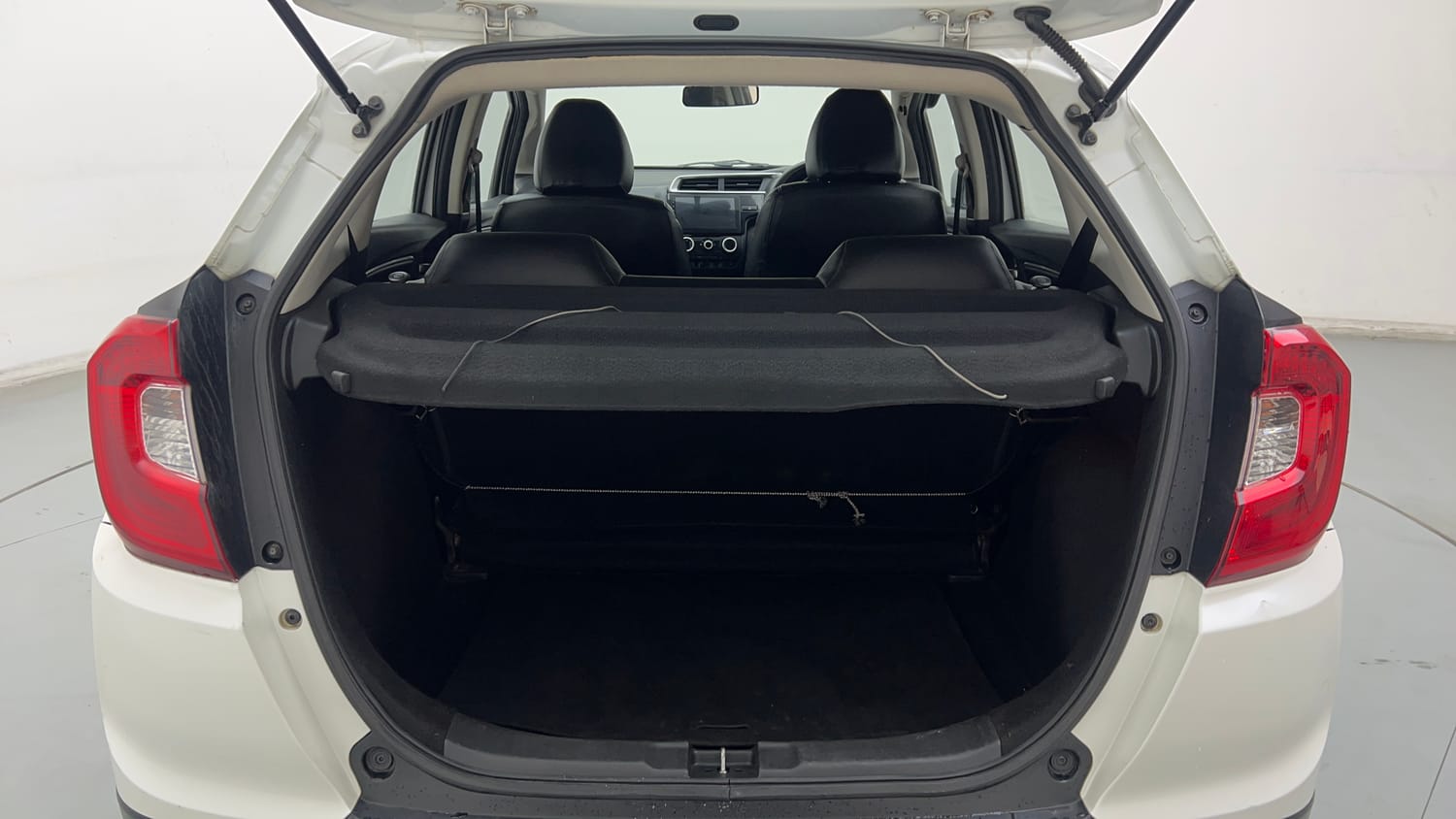 Used 2017 Honda WR-V S MT Petrol Petrol Manual interior DICKY INSIDE VIEW