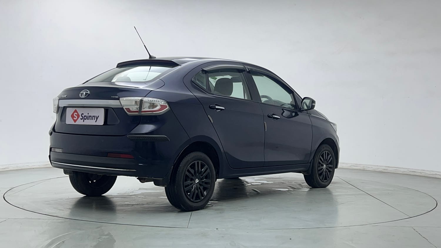 Used 2022 Tata Tigor XZ CNG Cng Manual exterior RIGHT REAR CORNER VIEW
