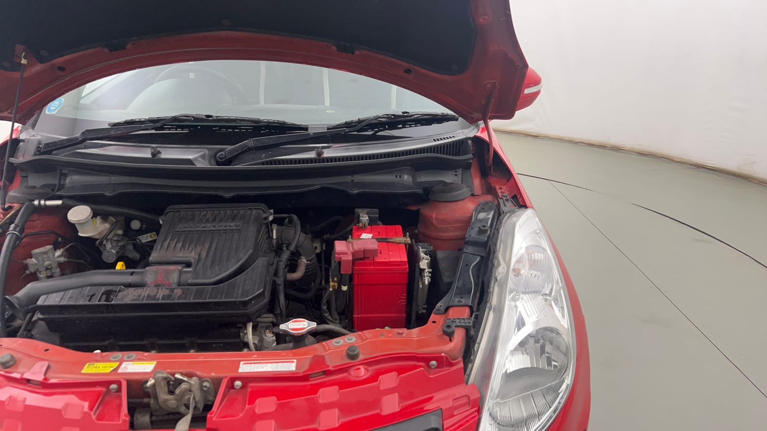 Used 2016 Maruti Suzuki Swift VXi Petrol Manual engine ENGINE LEFT SIDE HINGE & APRON VIEW