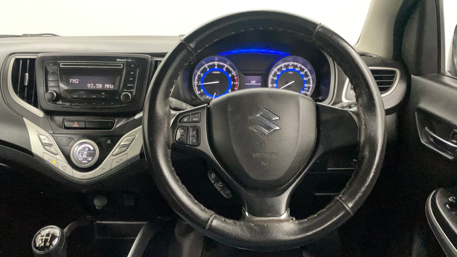 Used 2017 Maruti Suzuki Baleno Delta 1.2 Petrol Manual interior STEERING VIEW