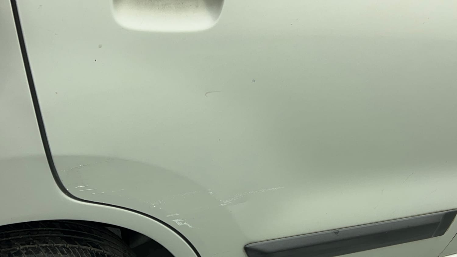 Used 2013 Maruti Suzuki Wagon R VXI Petrol Manual dents MINOR SCRATCH