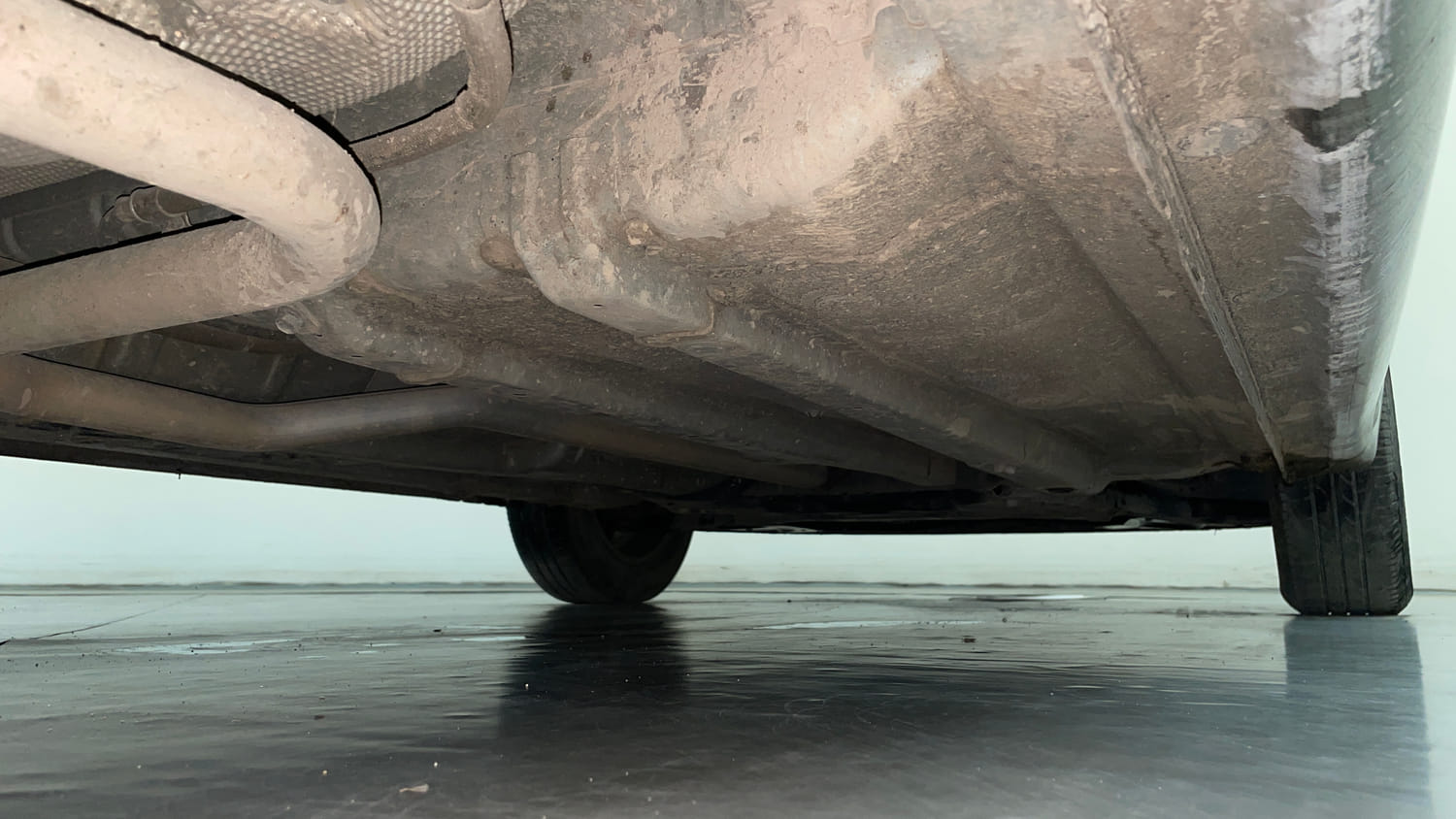 Used 2019 Hyundai Elite i20 Sportz Plus 1.2 Petrol Manual extra REAR RIGHT UNDERBODY VIEW