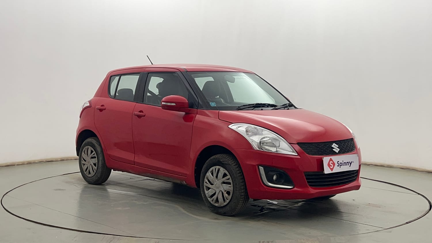 Used 2016 Maruti Suzuki Swift VXi Petrol Manual exterior RIGHT FRONT CORNER VIEW