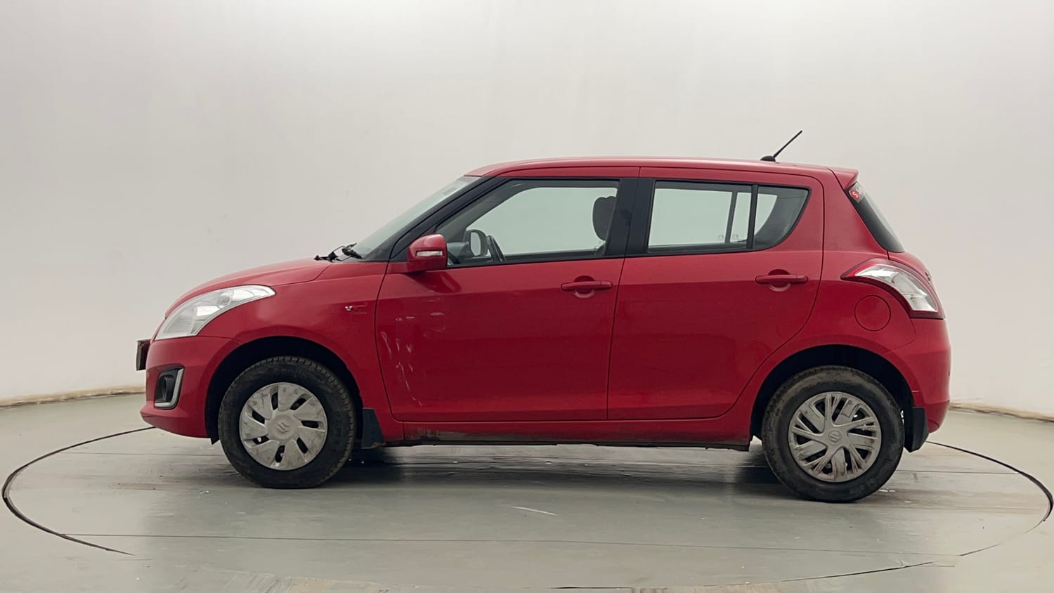 Used 2016 Maruti Suzuki Swift VXi Petrol Manual exterior LEFT SIDE VIEW