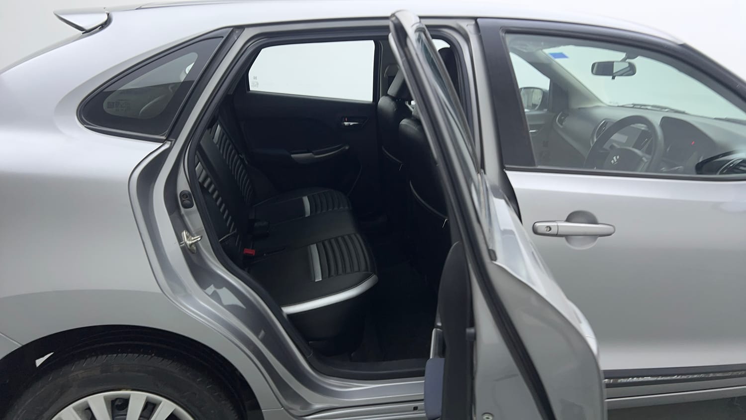 Used 2021 Maruti Suzuki Baleno Delta Petrol Manual interior RIGHT SIDE REAR DOOR CABIN VIEW