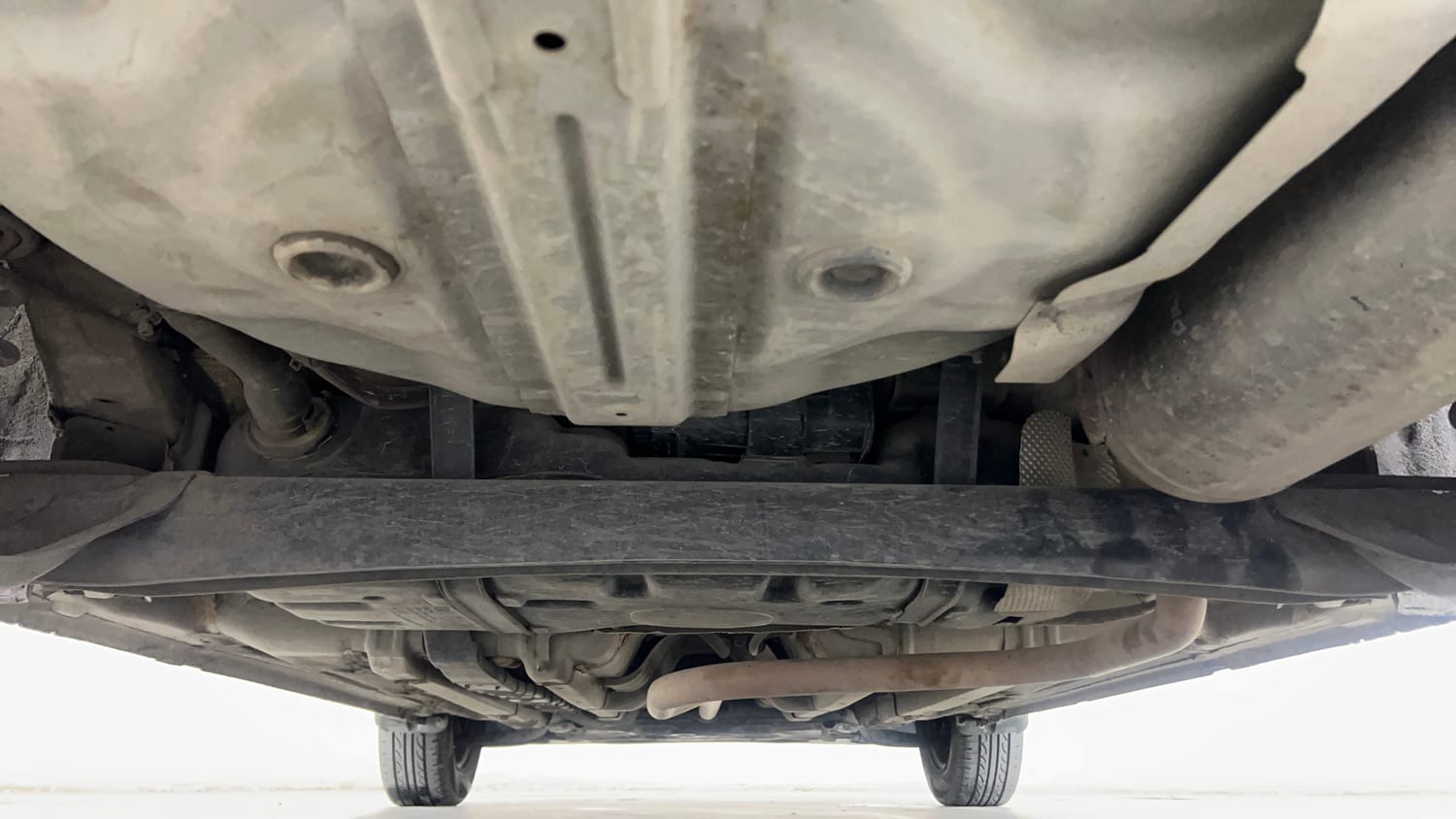Used 2017 Hyundai Elite i20 Magna 1.2 Petrol Manual extra REAR UNDERBODY VIEW (TAKEN FROM REAR)
