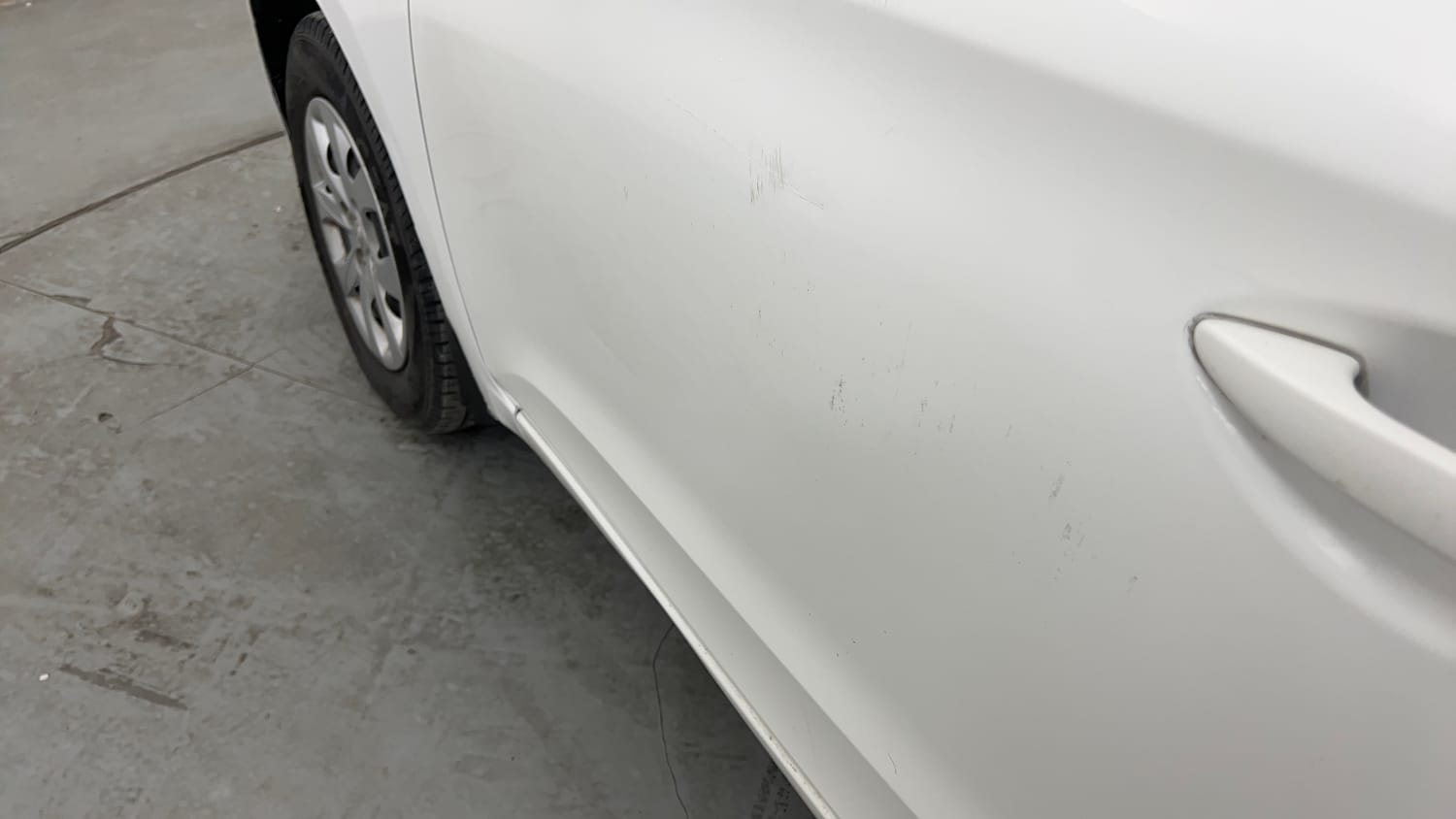 Used 2017 Hyundai Elite i20 Magna 1.2 Petrol Manual dents MINOR SCRATCH