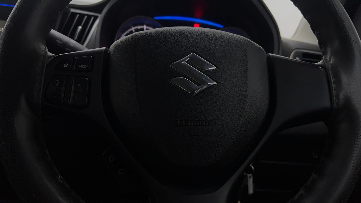 Used 2021 Maruti Suzuki Baleno Delta Petrol Manual top_features Airbags