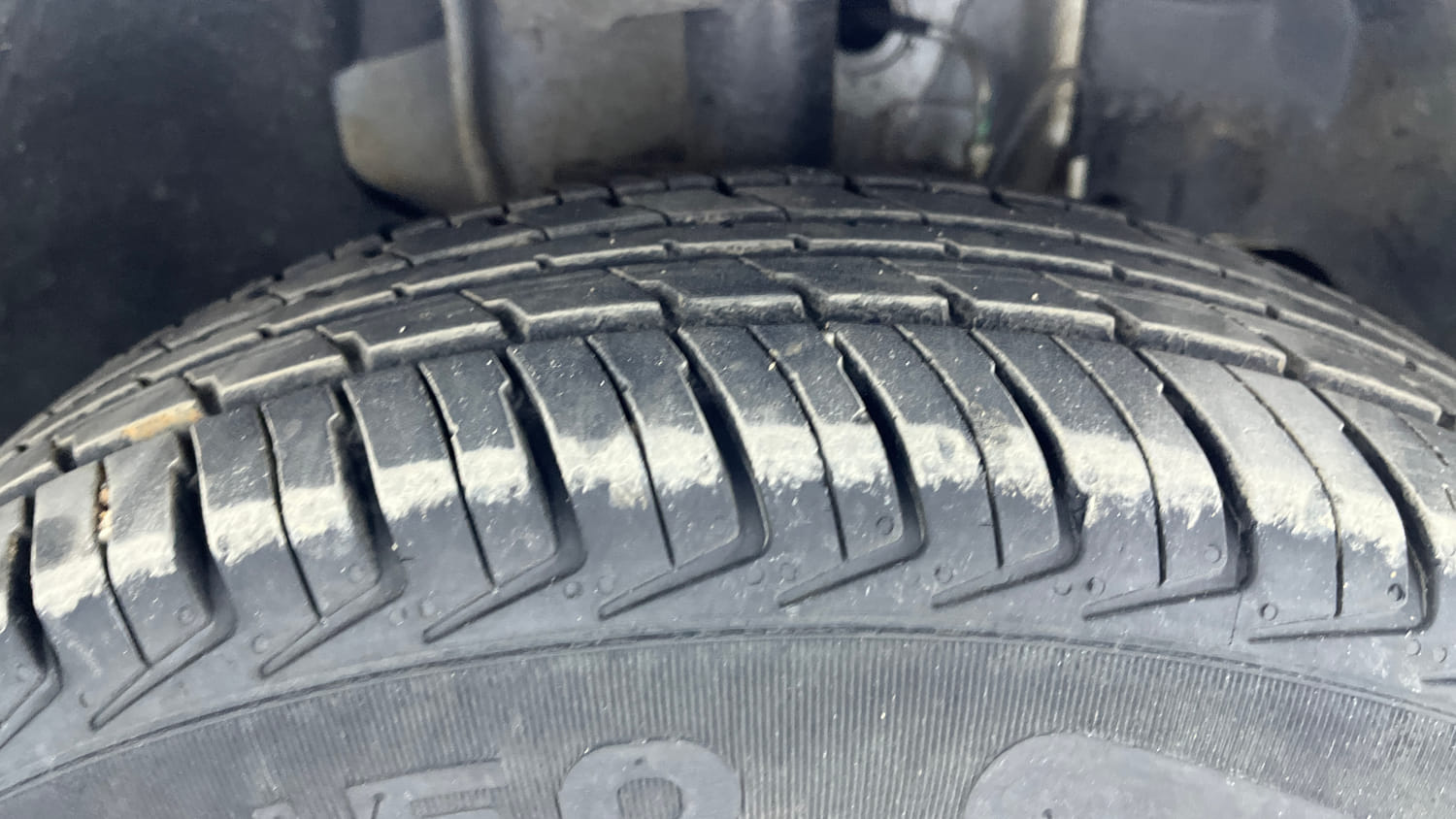 Used 2026 Tata Tiago XE Petrol Manual tyres RIGHT FRONT TYRE TREAD VIEW