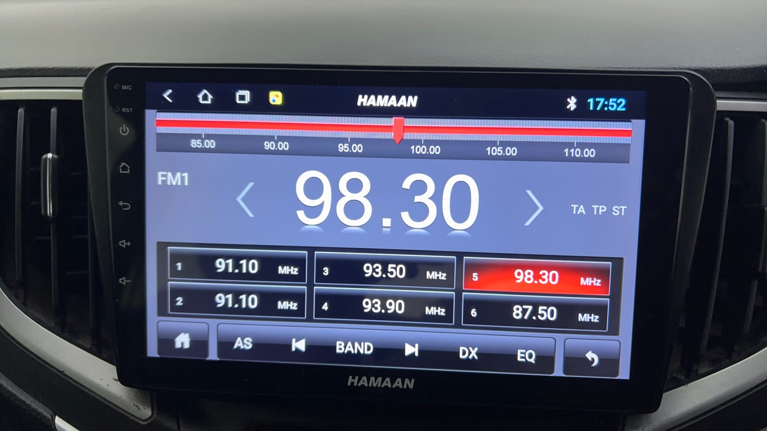 Used 2018 Maruti Suzuki Baleno Zeta 1.2 AT Petrol Automatic top_features Integrated (in-dash) music system