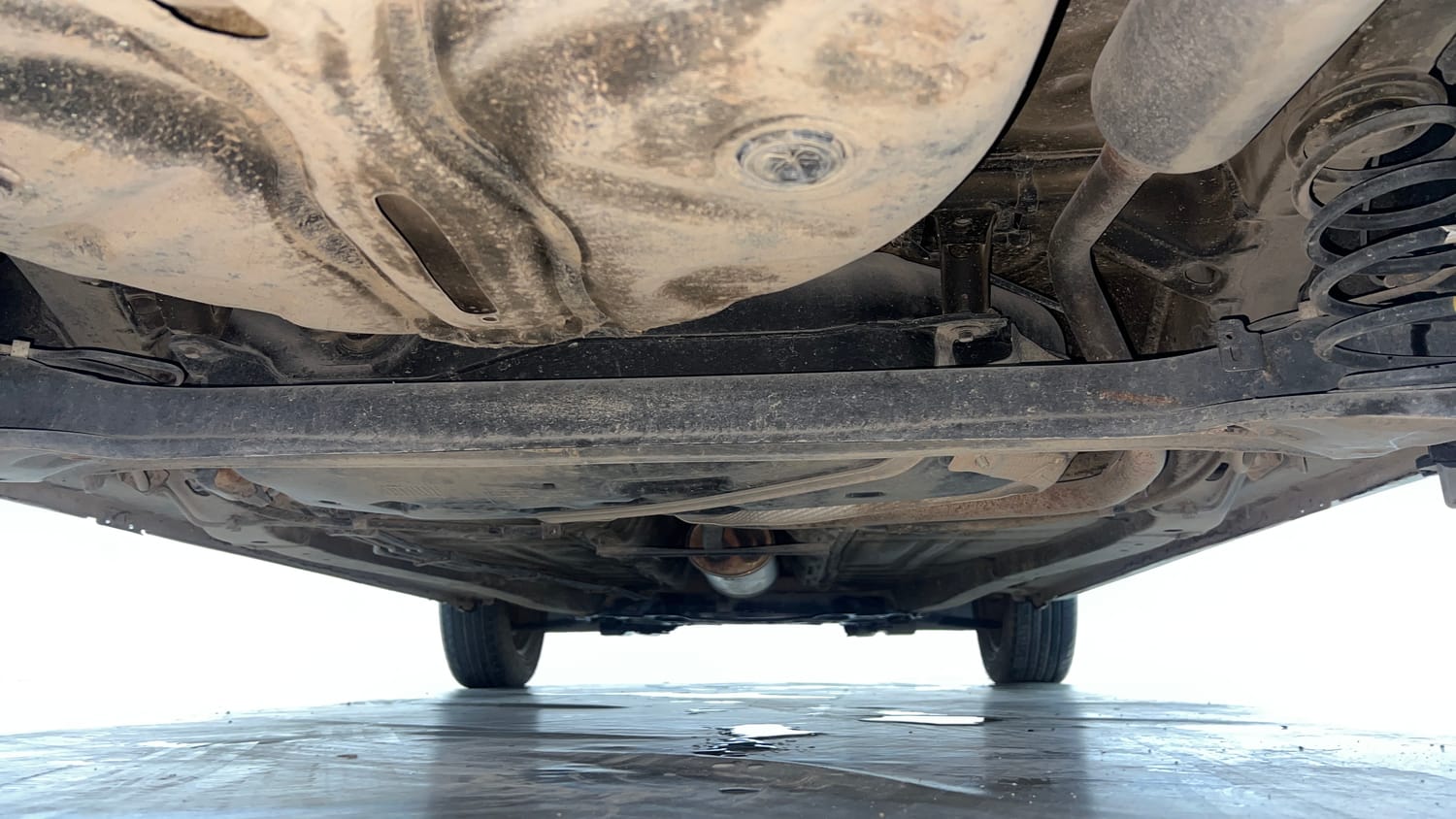 Used 2021 Maruti Suzuki Baleno Delta Petrol Manual extra REAR UNDERBODY VIEW (TAKEN FROM REAR)