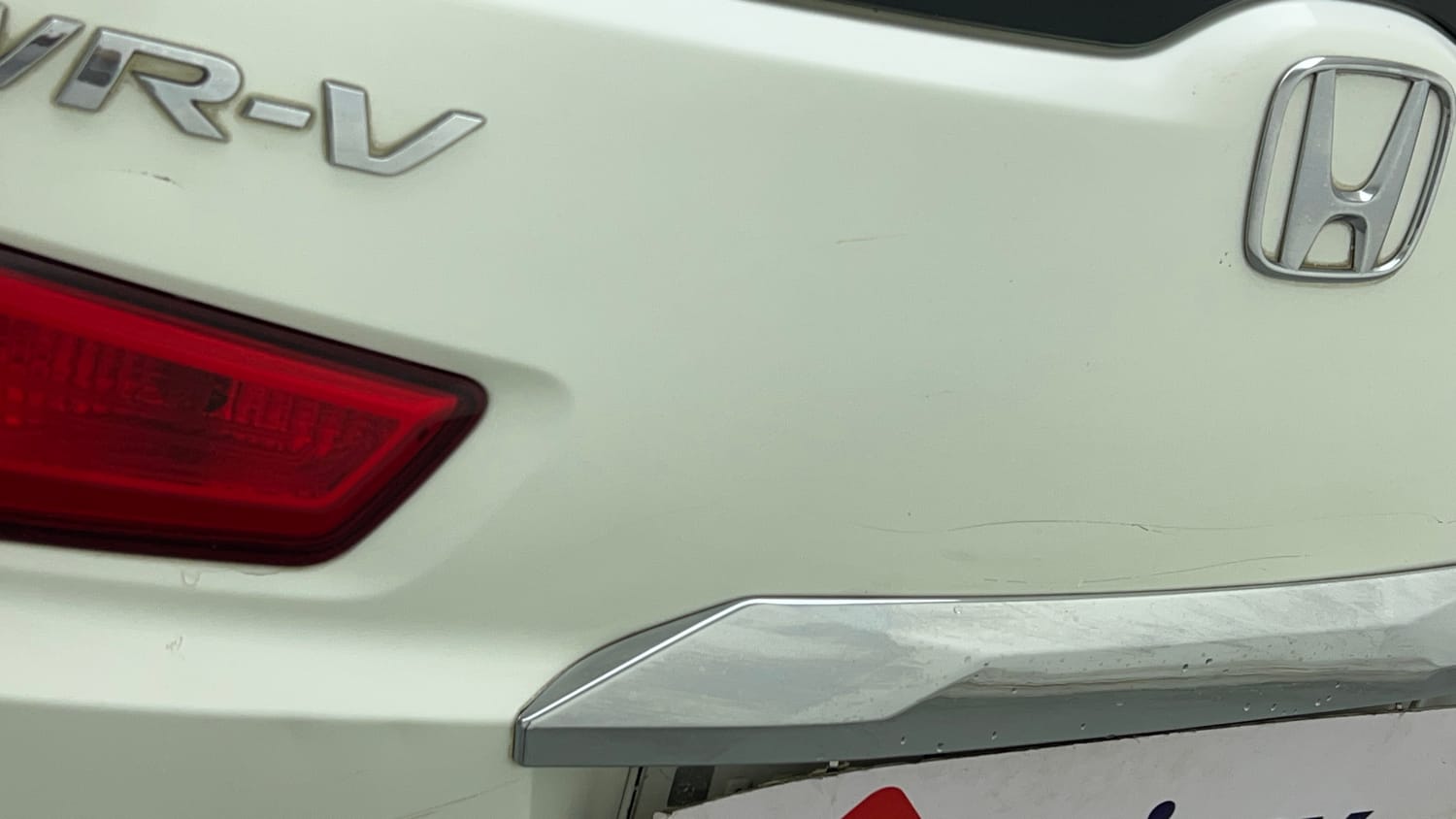Used 2017 Honda WR-V S MT Petrol Petrol Manual dents MINOR DENT