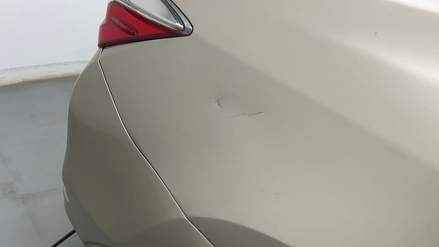 Used 2017 Toyota Corolla Altis VL CVT Petrol Petrol Automatic dents MINOR SCRATCH