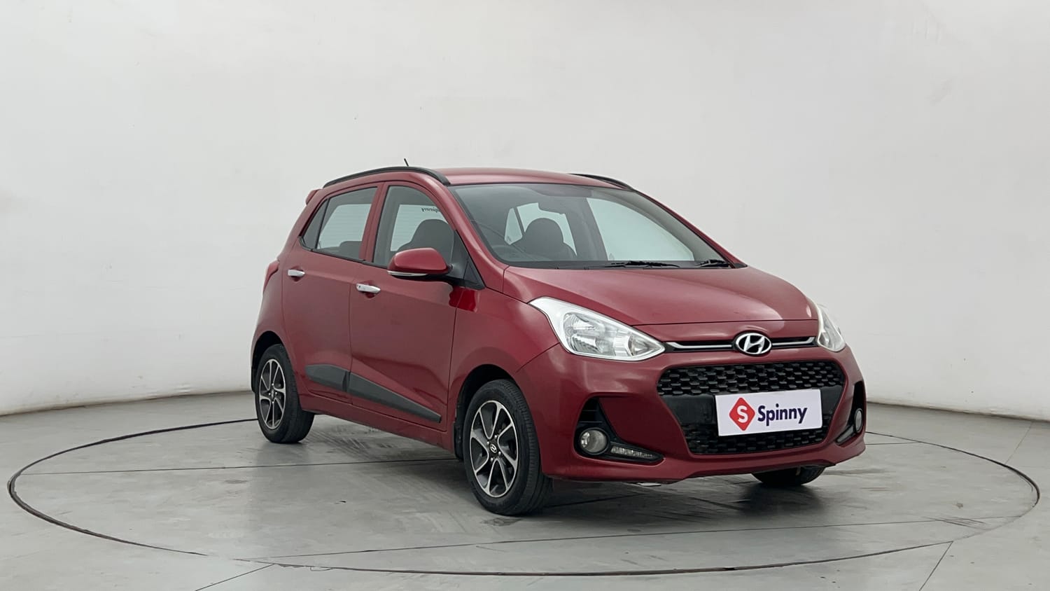 Used 2018 Hyundai Grand i10 Asta 1.2 Kappa VTVT Petrol Manual exterior RIGHT FRONT CORNER VIEW