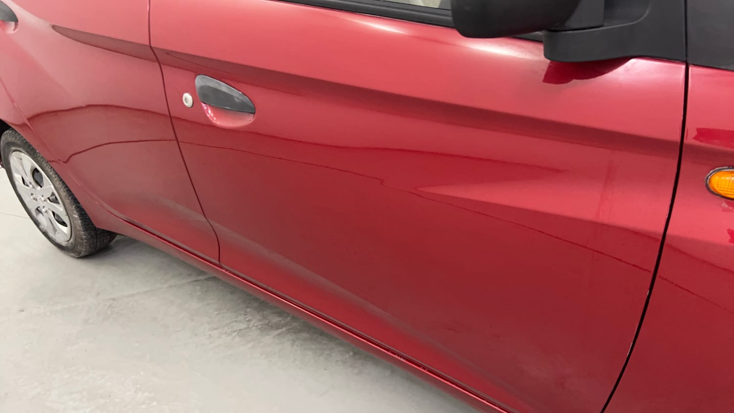 Used 2018 Hyundai Eon Magna + Petrol Manual dents MINOR SCRATCH