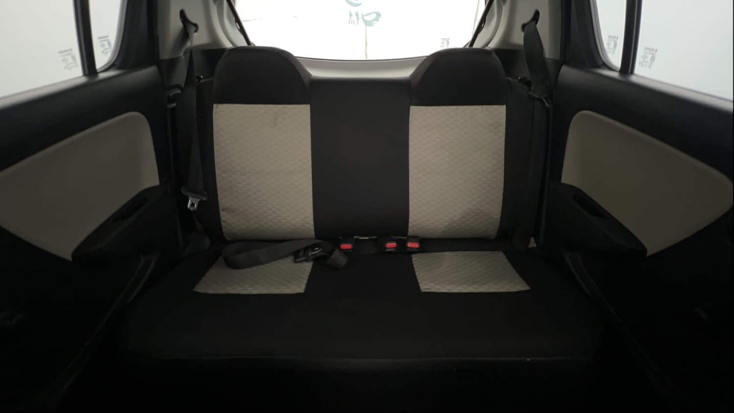 Used 2021 Maruti Suzuki Alto 800 VXi Petrol Manual interior REAR SEAT CONDITION VIEW