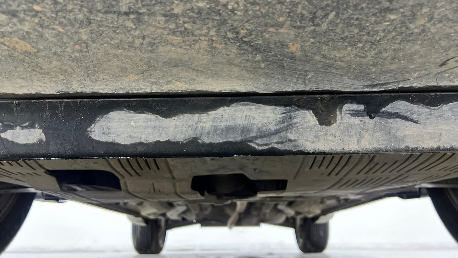 Used 2018 Jeep Compass Limited 1.4 Petrol AT Petrol Automatic extra FRONT LEFT UNDERBODY VIEW