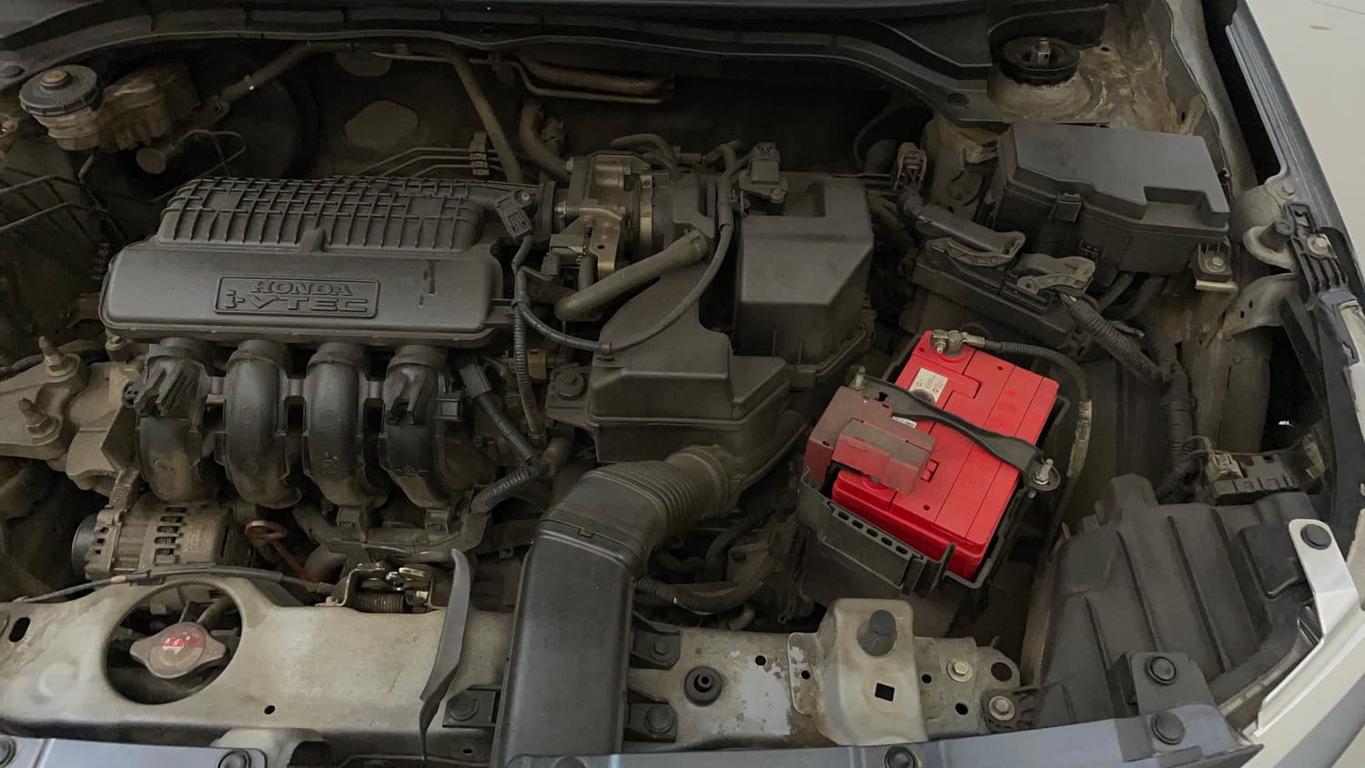 Used 2023 Honda Amaze VX 1.2 Petrol CVT Petrol Automatic engine ENGINE LEFT SIDE VIEW